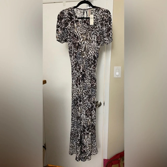 NWT Dolan (Anthropologie) Moira Bias MIDI Dress Brown Motif Size Small - Picture 3 of 11